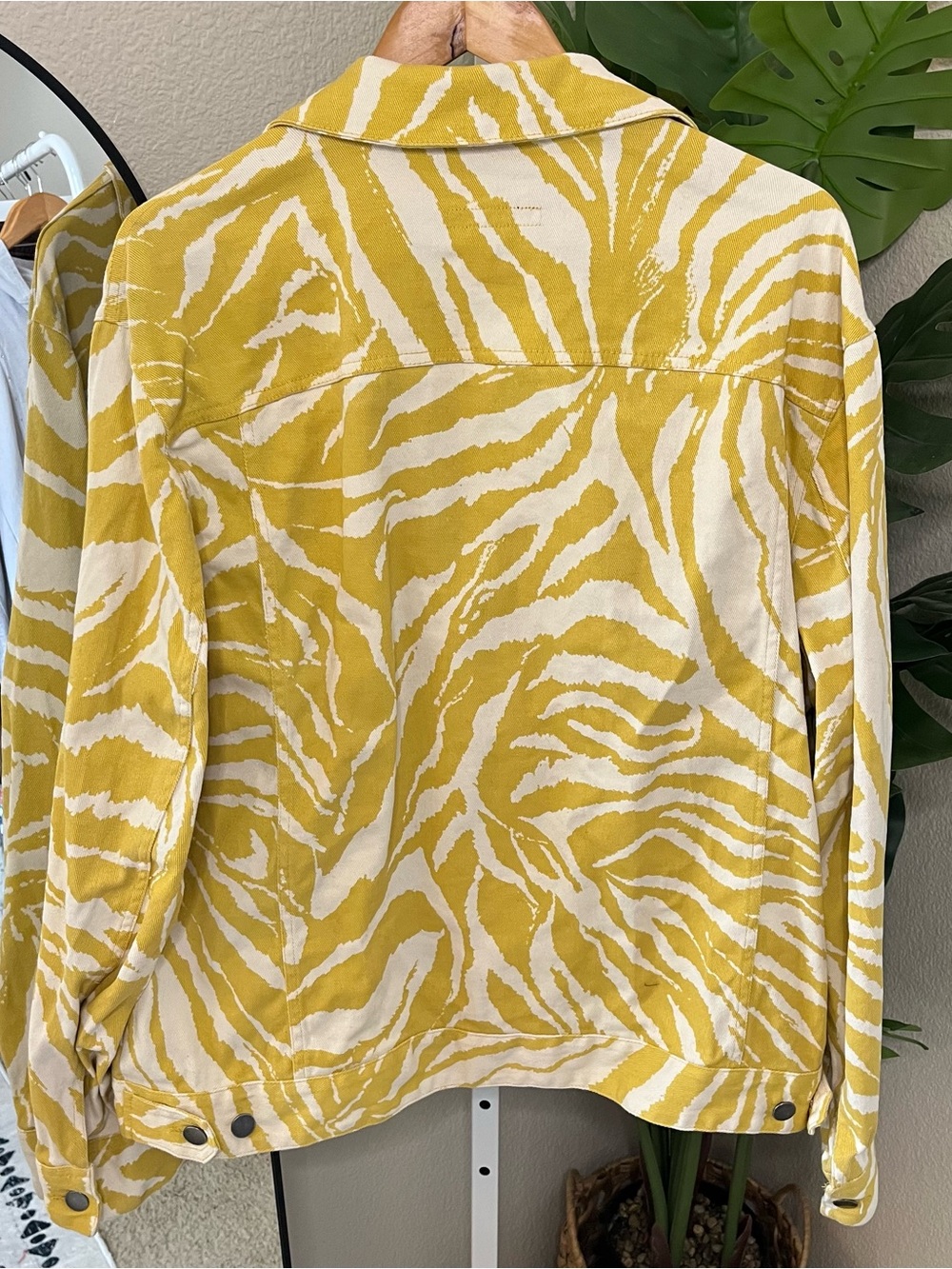 💛 INC Mustard Zebra Print Denim Jacket Sz XL - Picture 6 of 6